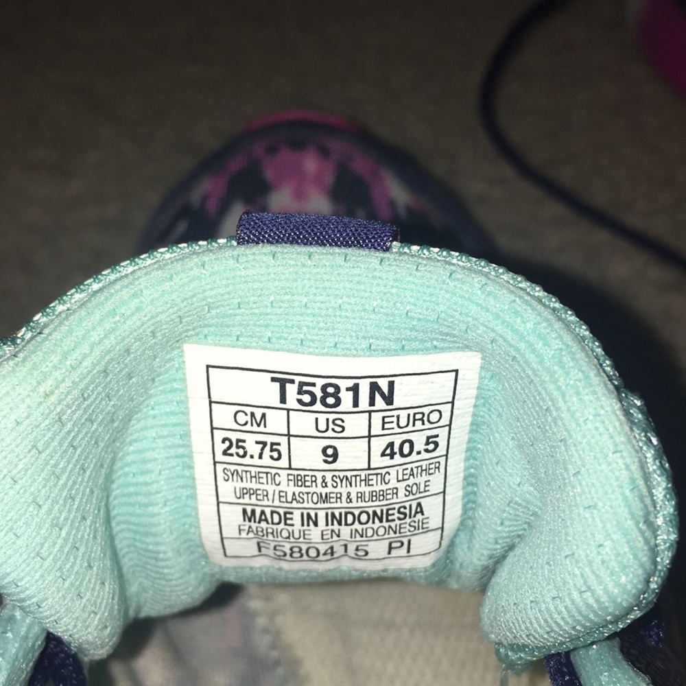 Colorful ASICS - Picture 4 of 4